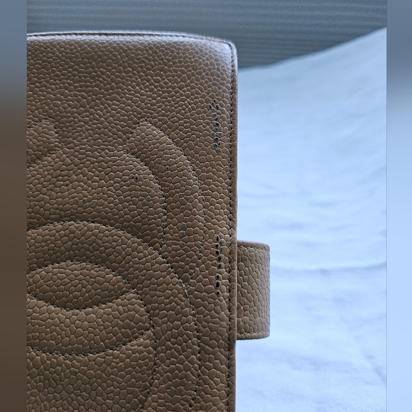 VGUC Chanel Caviar Leather Kisslock Beige Wallet Vintage - Picture 12 of 17